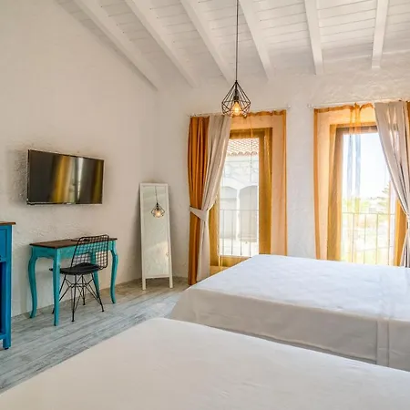 Portakal Cicegi 酒店 *