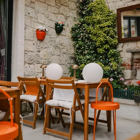 Portakal Cicegi Hotell *