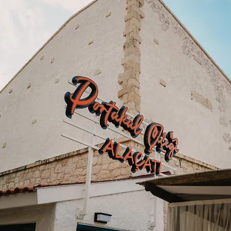 Portakal Cicegi Алачати