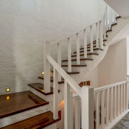 Portakal Cicegi Алачати